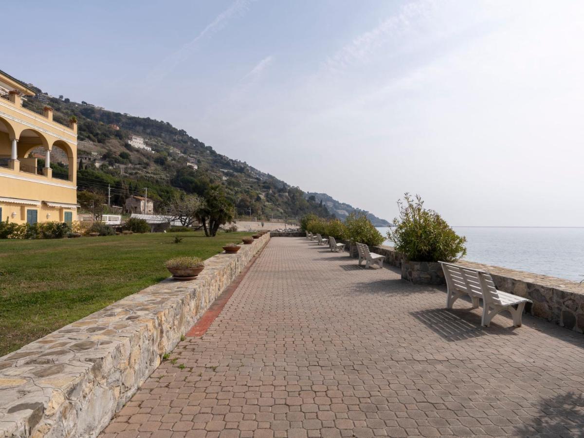 Apartment Vista Mare By Interhome Latte Exterior photo