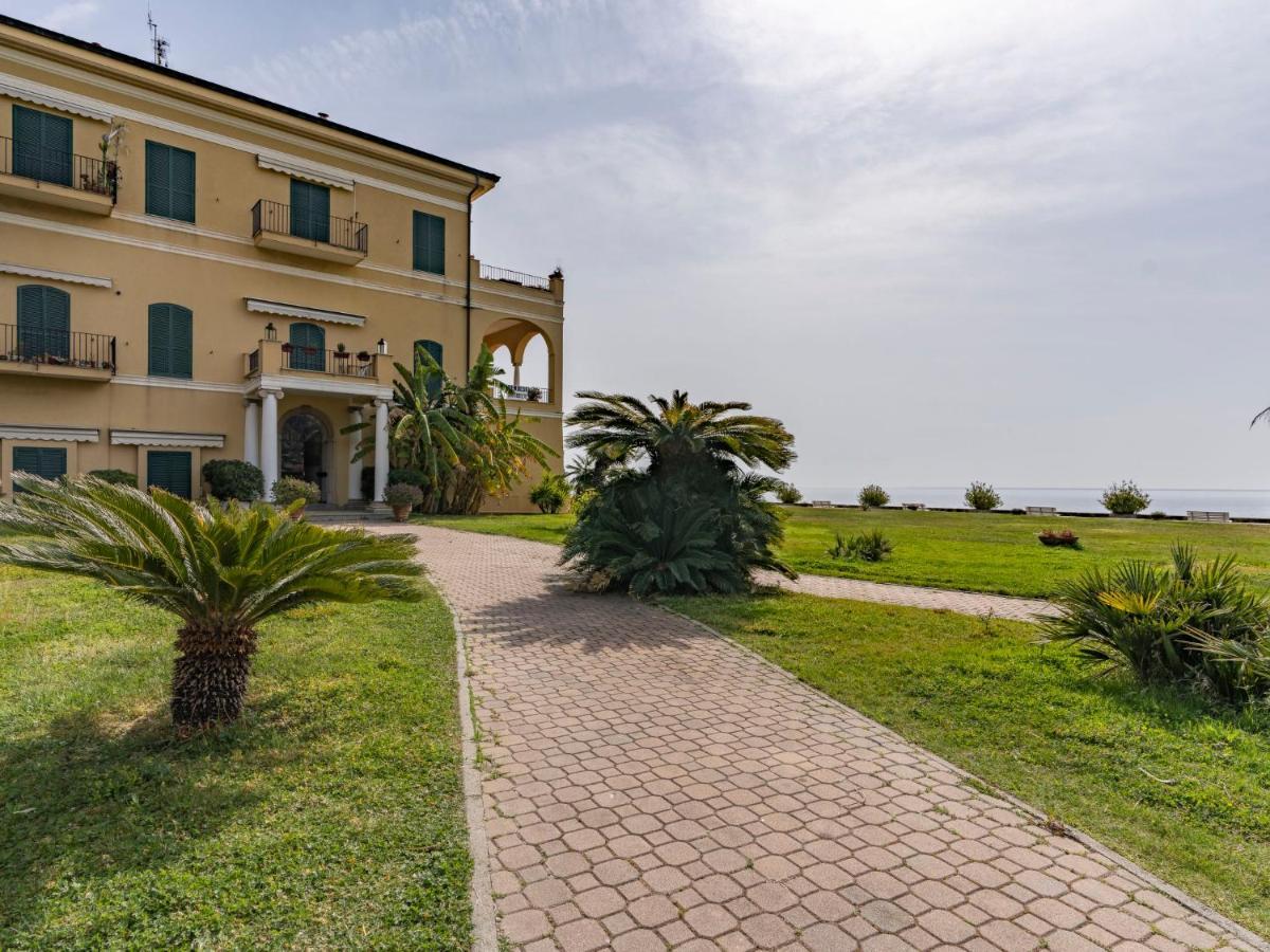 Apartment Vista Mare By Interhome Latte Exterior photo